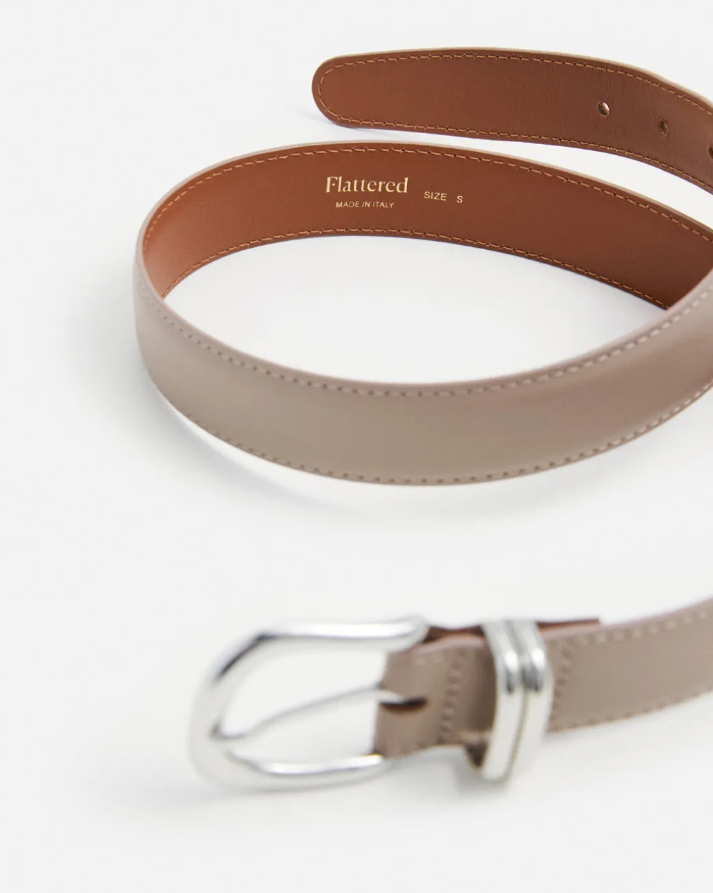 beatrice_belt_leather_tau_4.webp Belts^Flattered Beatrice Belt Leather Taupe