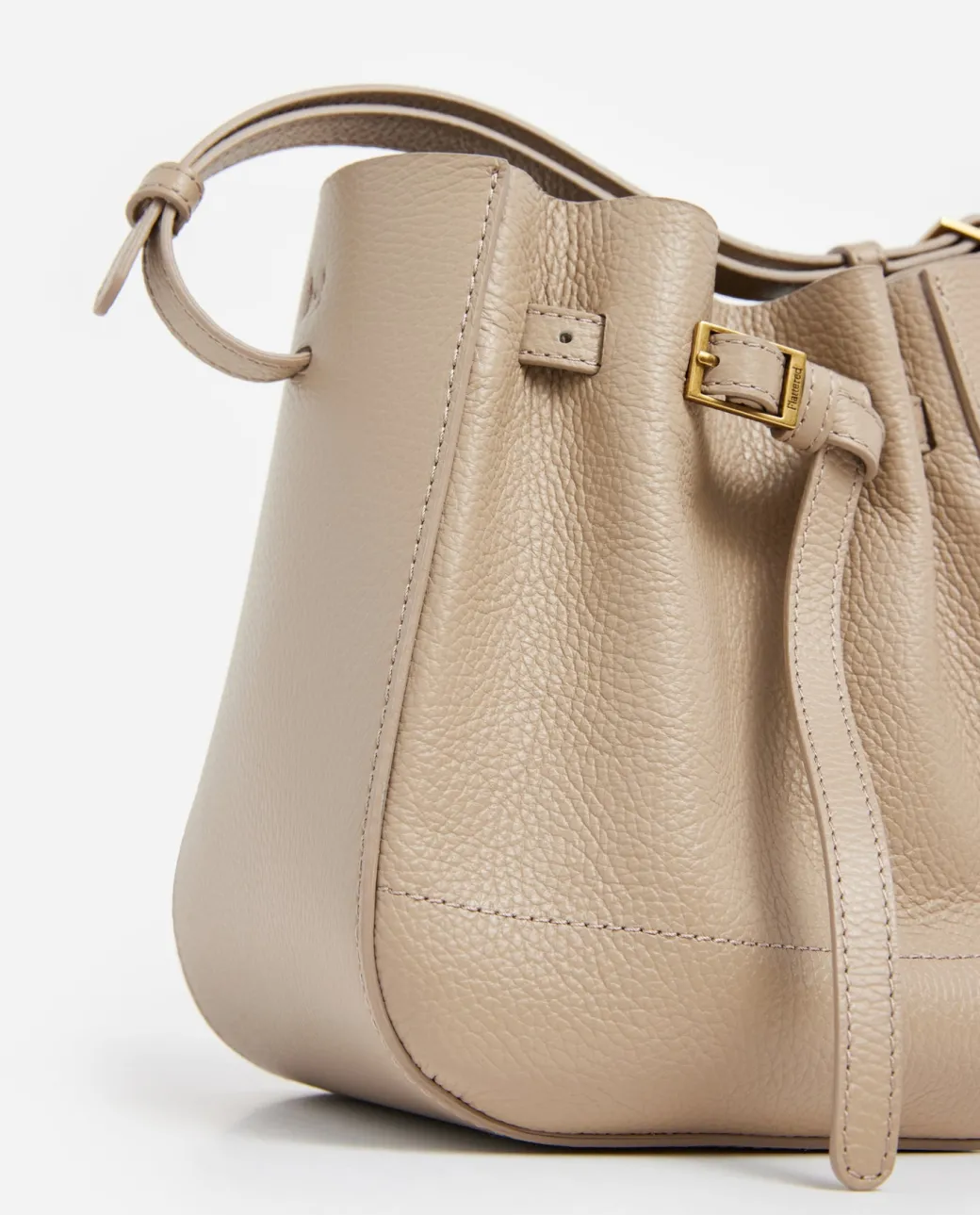 bo_mini_bucket_leather_ta_2.webp Shoulder Bags | Crosshoulder Bag^Flattered Bo Mini Bucket Leather Taupe