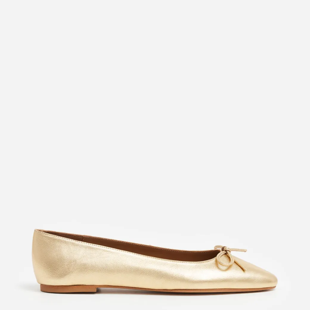 bodil_leather_gold_0.webp Ballet Flats^Flattered Bodil Leather Gold
