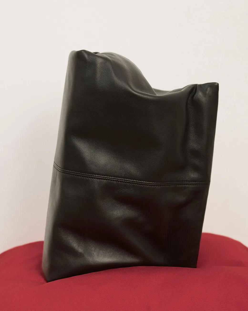 clay_clutch_leather_black_6.webp Clutch Bags^Flattered Clay Clutch Leather Black