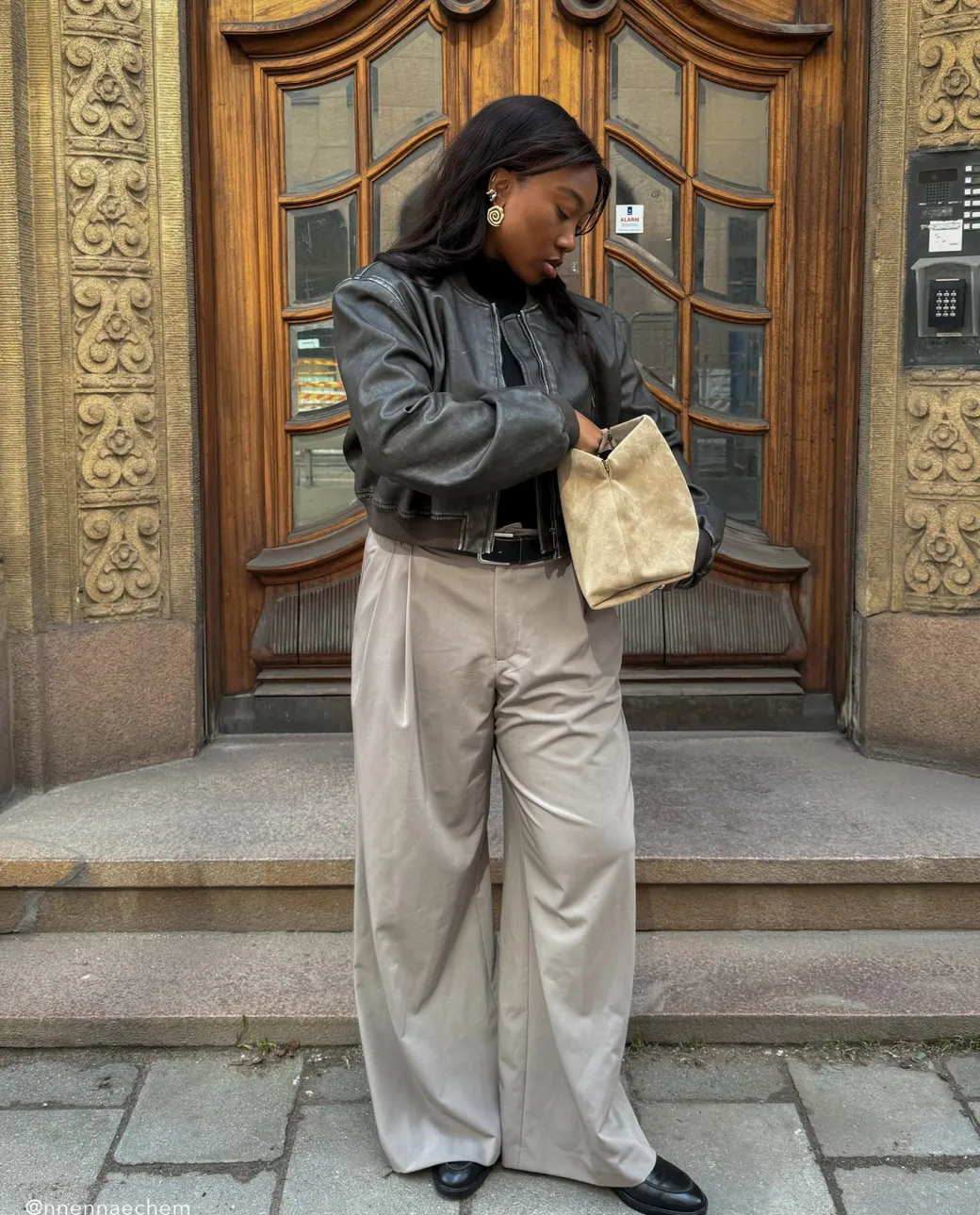clay_clutch_suede_sand_7.webp Clutch Bags^Flattered Clay Clutch Suede Sand