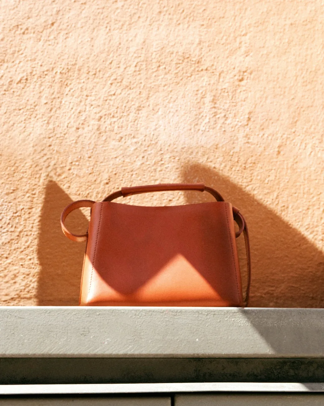 hedda_mini_handbag_leathe_6-5.webp Top Handle Bags | Crosshoulder Bag^Flattered Hedda Mini Handbag Leather Red Brick