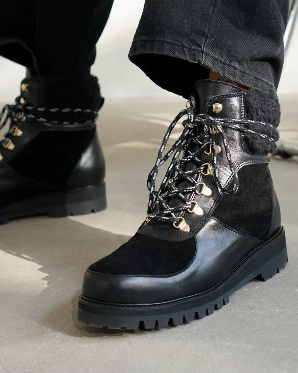 linn_leathersuede_black_5.webp Boots^Flattered Linn Leather/Suede Black