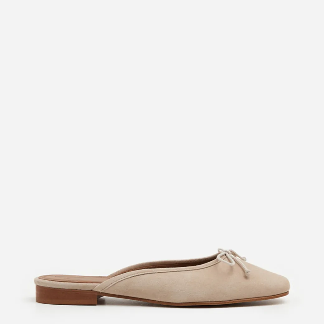malva_suede_sand_0.webp Sandals | Ballet Flats^Flattered Malva Suede Sand