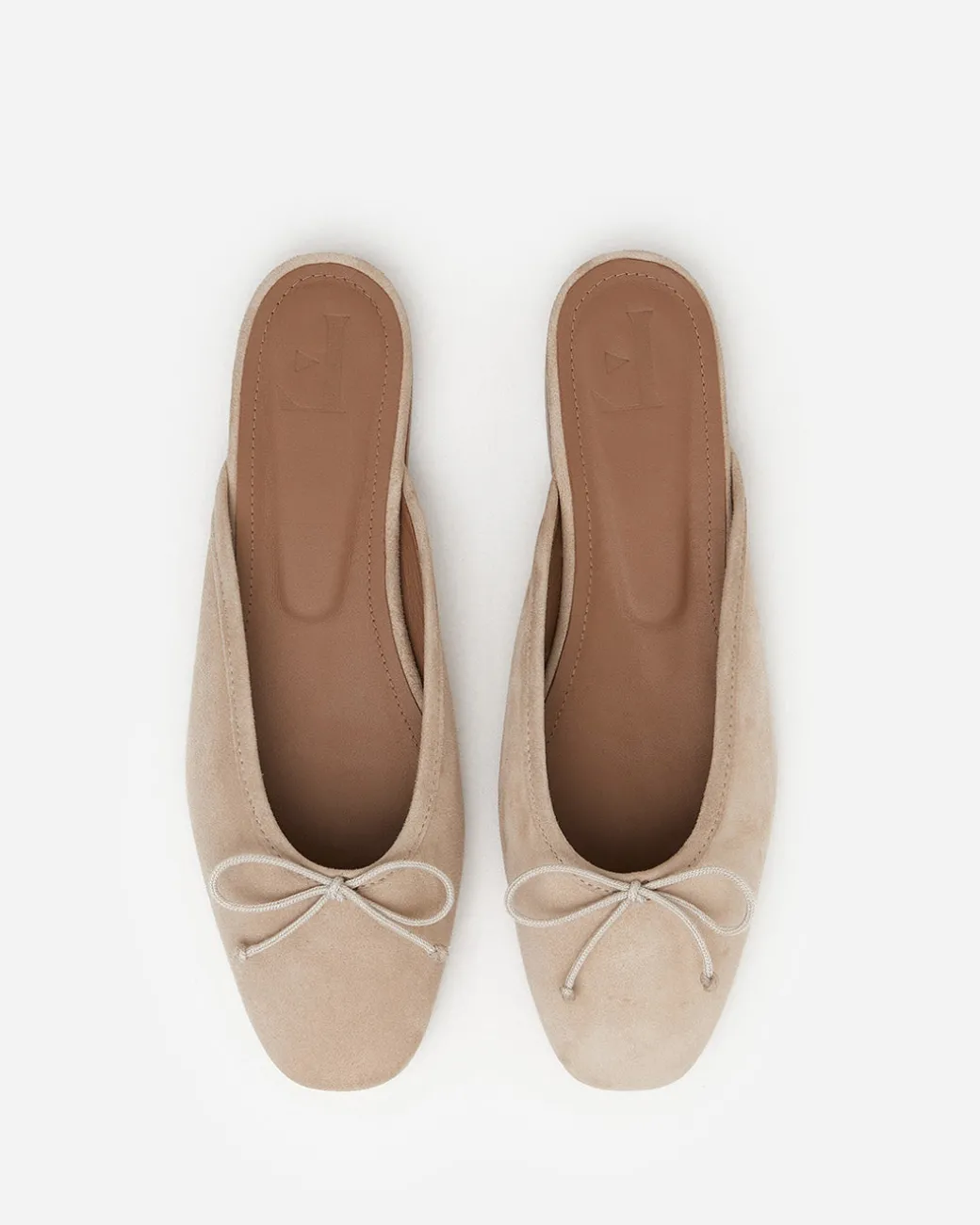 malva_suede_sand_2.webp Sandals | Ballet Flats^Flattered Malva Suede Sand
