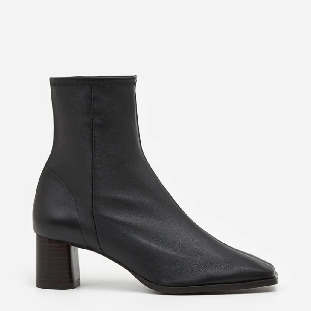 margret_leather_black_0.webp Boots^Flattered Margret Leather Black