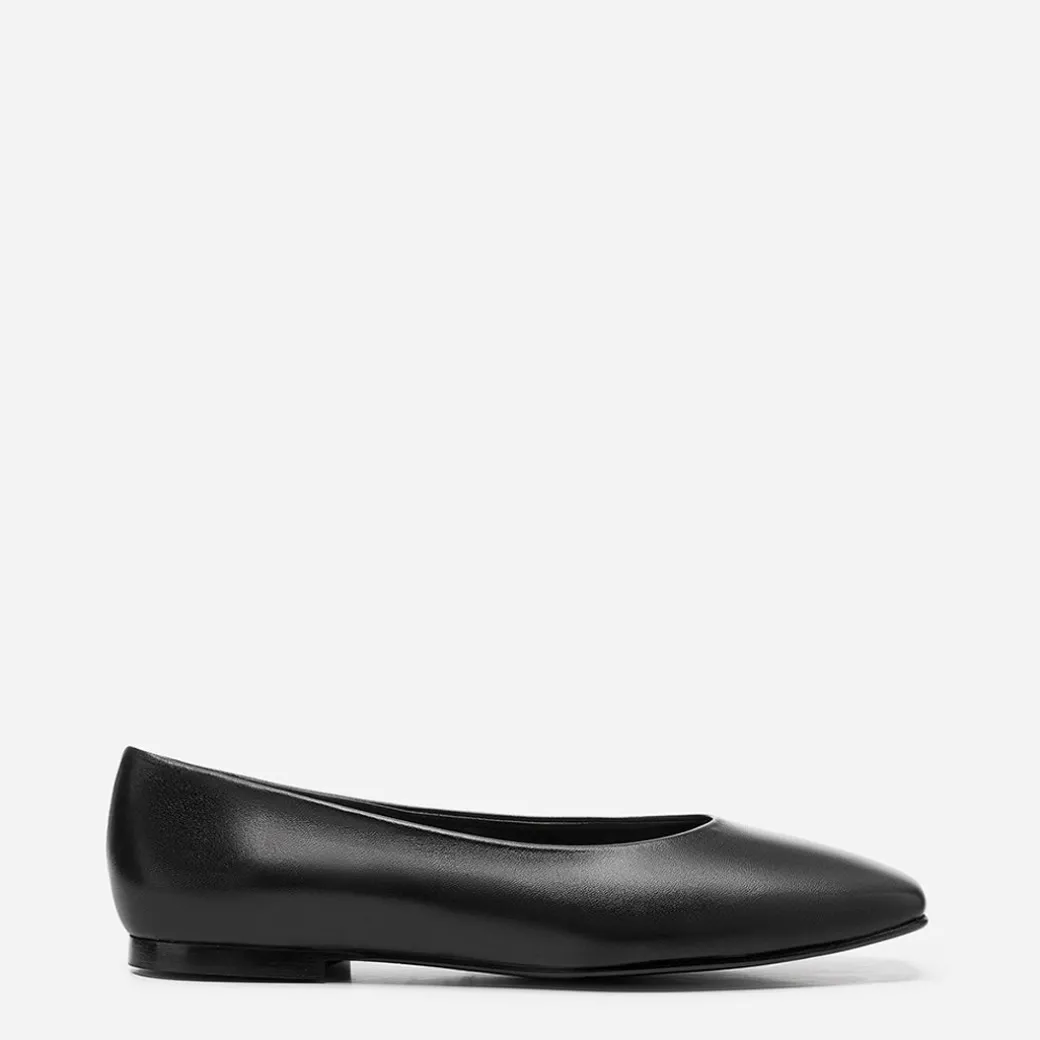 nikki_leather_black_0.webp Ballet Flats^Flattered Nikki Leather Black