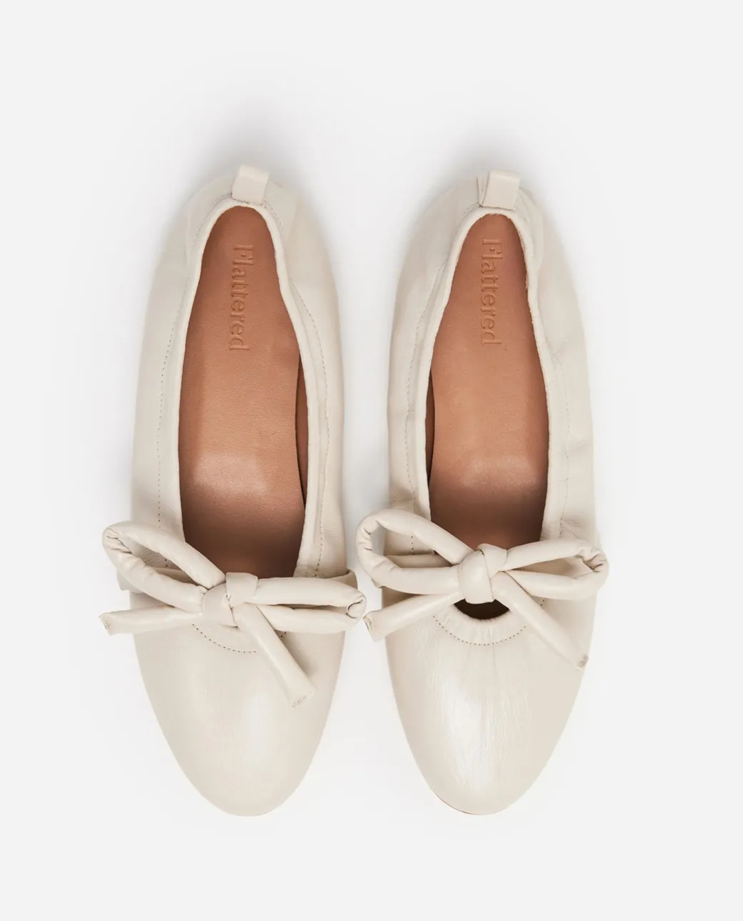 polly_leather_creme_2.webp Ballet Flats^Flattered Polly Leather Creme